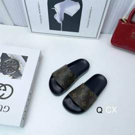 Picture of Louis Vuitton Slippers _SKULVsz26-35CX0402482